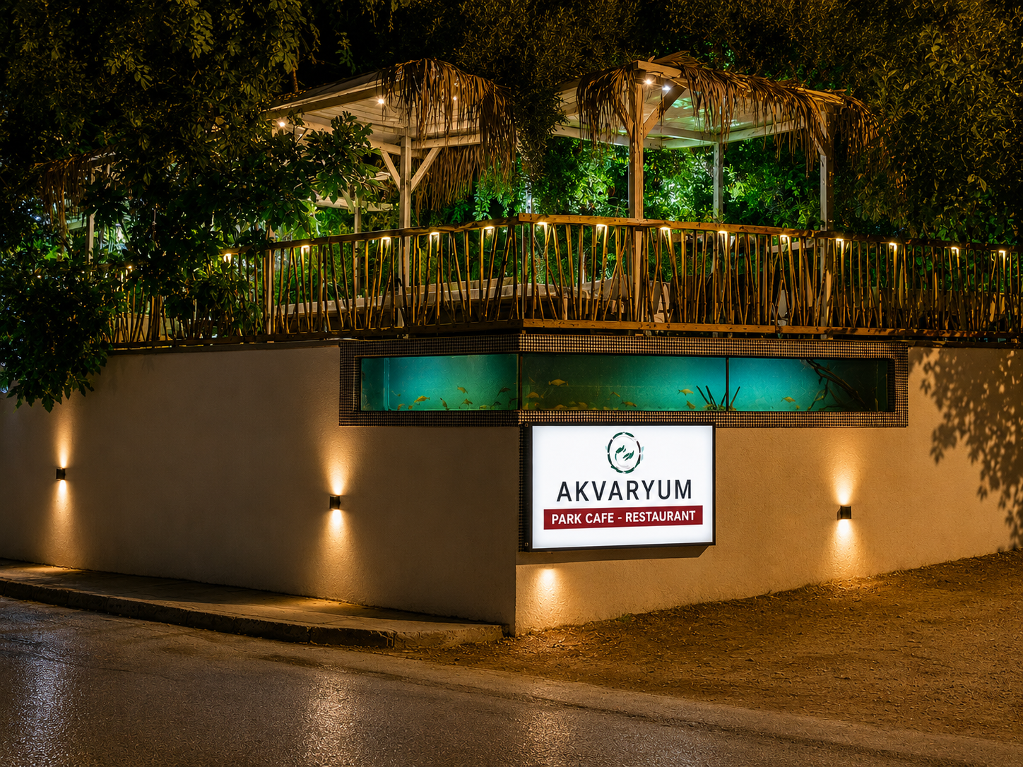 Akvaryum Park gece dış cephe