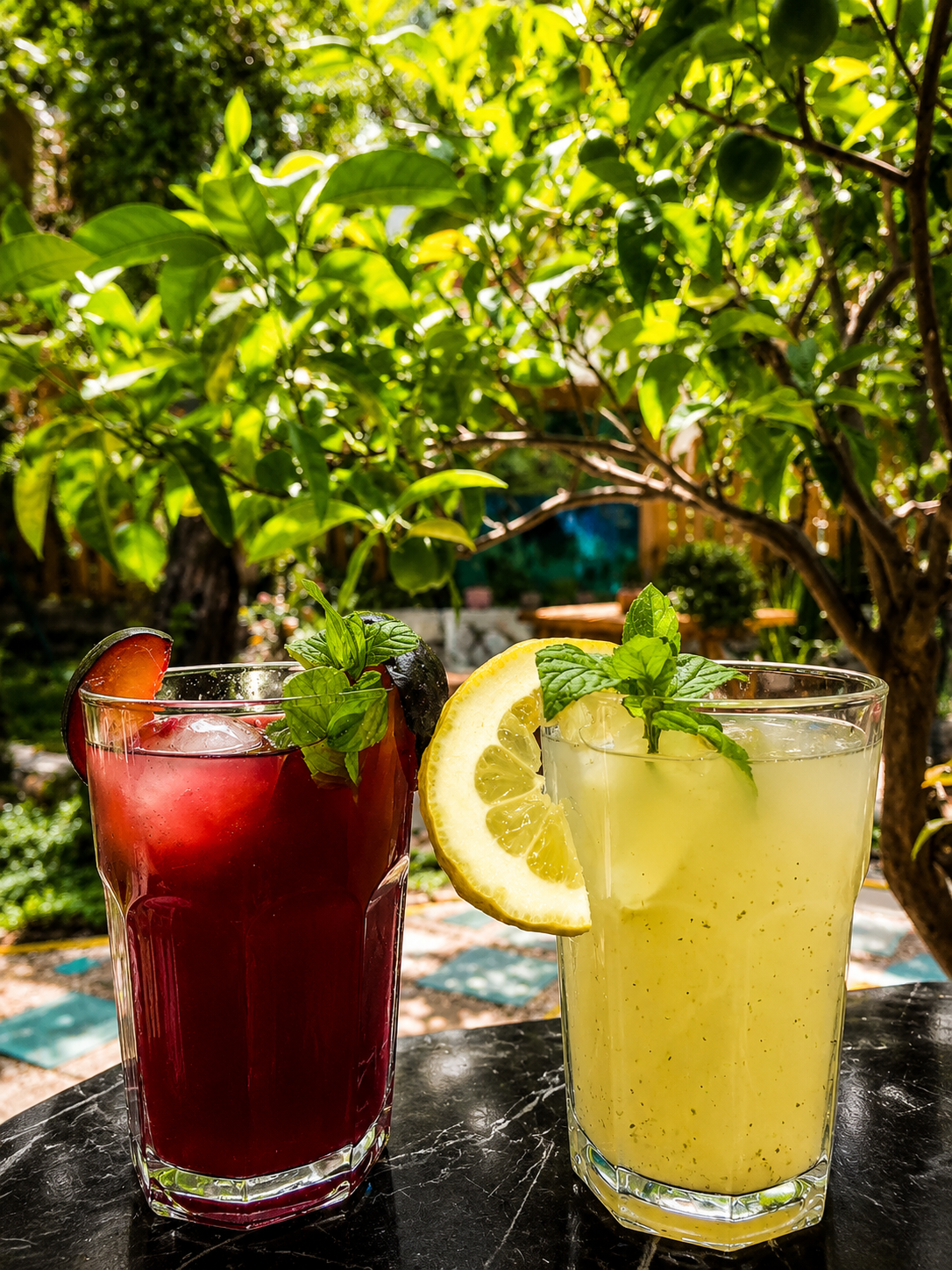 Ev yapımı limonata ve şalgam